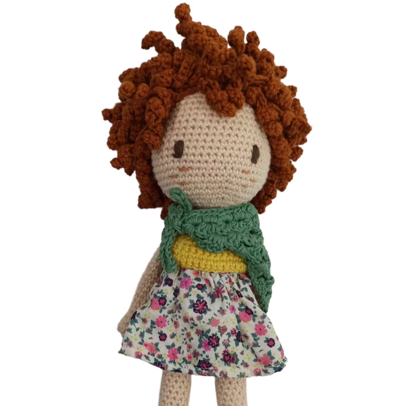 Poupée au crochet, modèle Sidonie